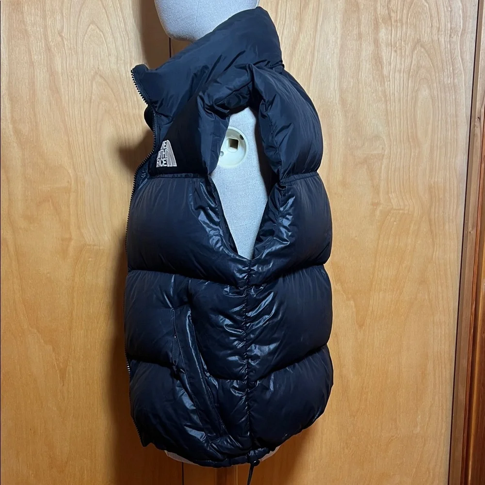 The North Face Puffer Vest - Picture 12 of 13